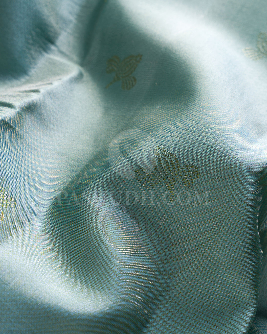 Sky Blue And Pear Green Shimmer Kanjivaram Silk Saree - DJ350(B)