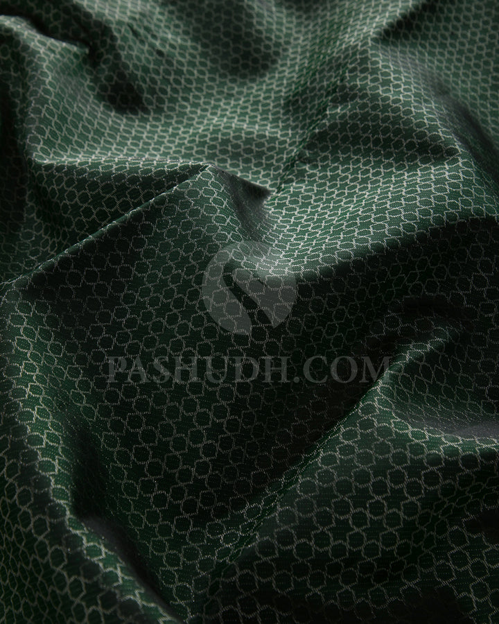 Dark Green And Red Kanjivaram Silk Saree - DJ340(A)