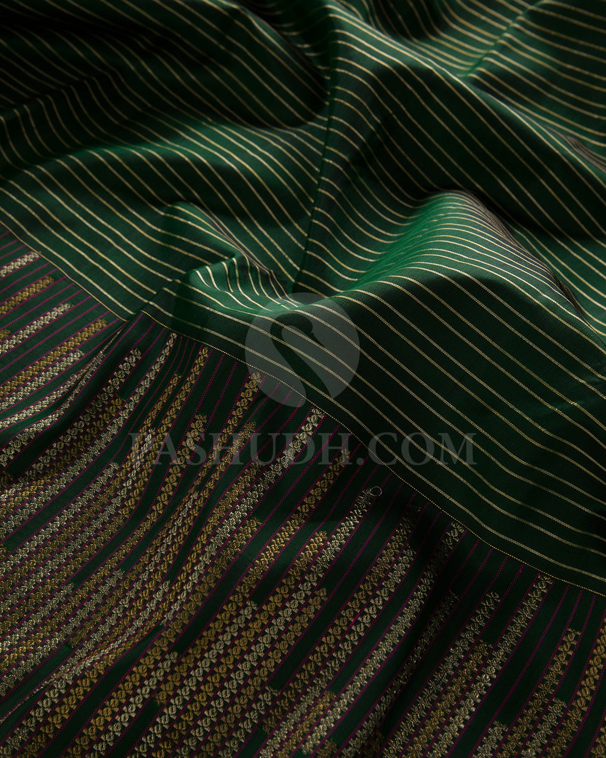 Bottle Green Kanjivaram Silk Saree - S1277(C)