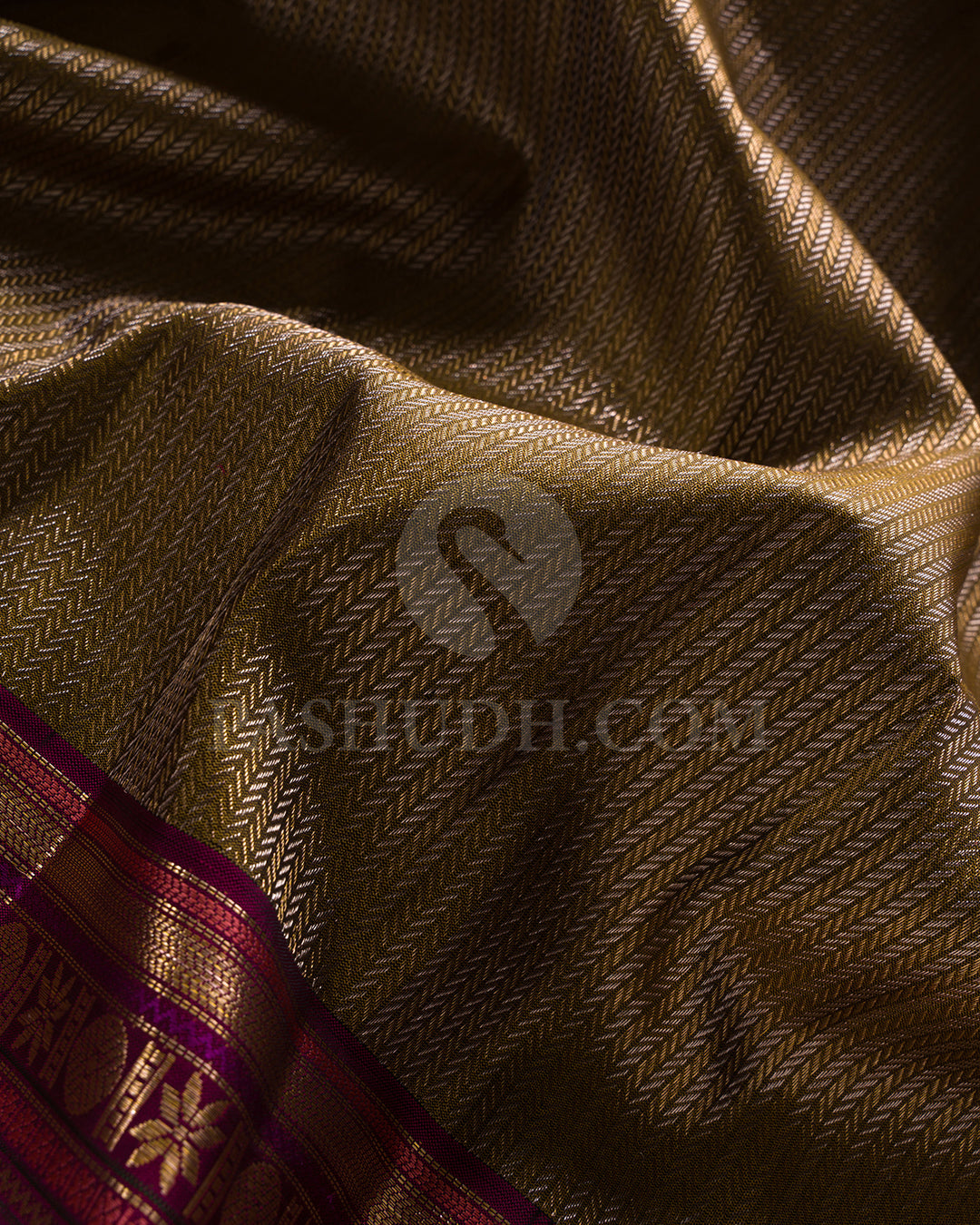 Moss Green And Magenta Kanjivaram Silk Saree - S1062(E)