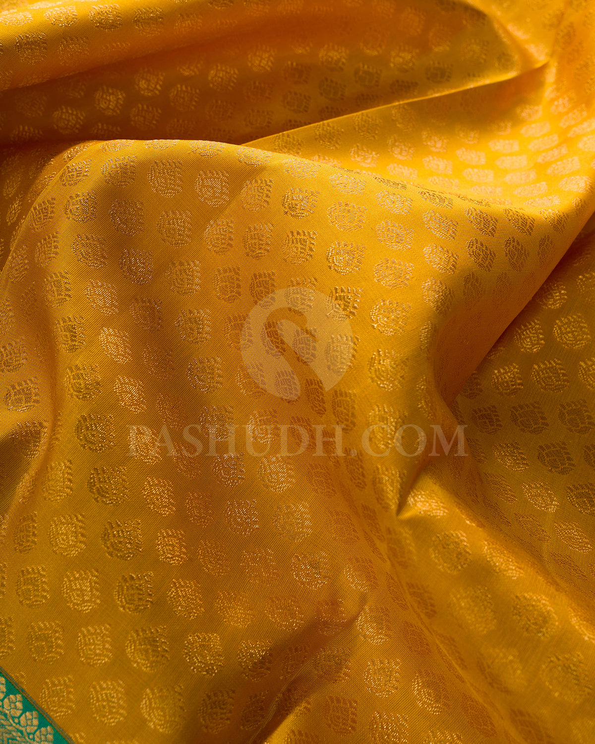 Mango Yellow And Emerald Green Kanjivaram Silk Saree - BKB8