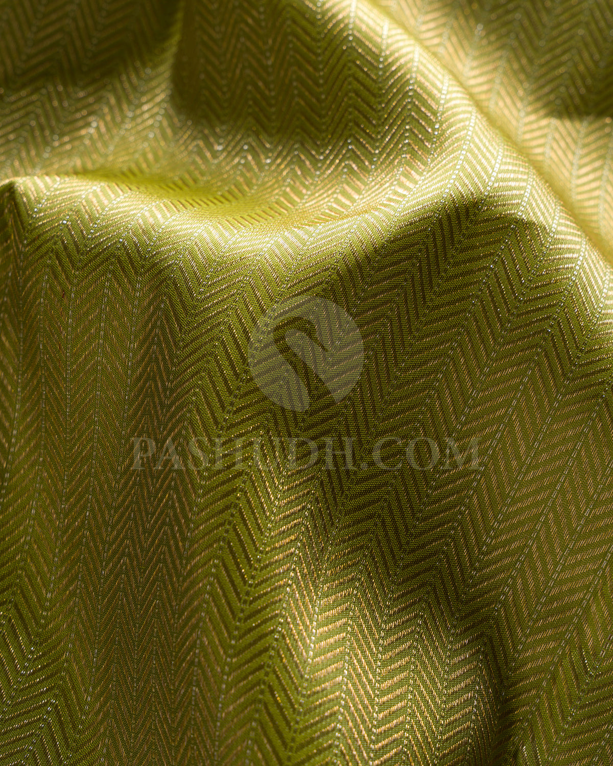 Mild Parrot Green And Violet Kanjivaram Silk Saree - S1321( C )