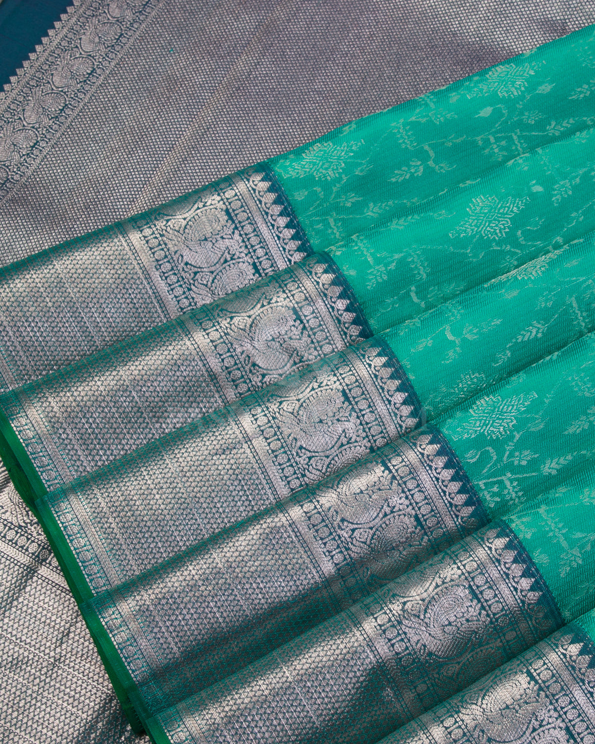 Emerald Green & Teal Blue Kanjivaram Silk Saree - D508(A) - View 3