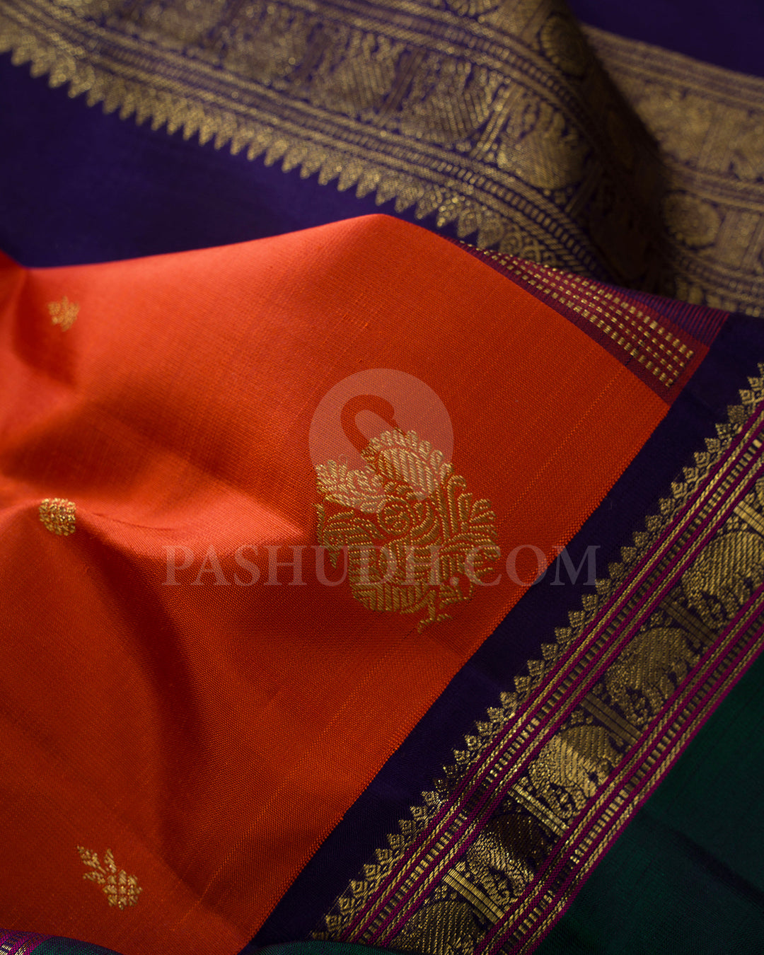 Burnt Orange With Dual Shaded Bottle Green Pure Zari Kanjivaram Silk Saree-SP408