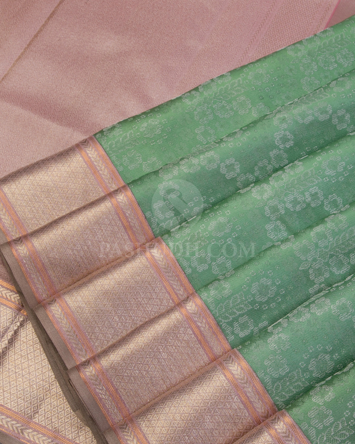 Mint Green & Baby Pink Kanjivaram Silk Saree - DT247(A) - View 3