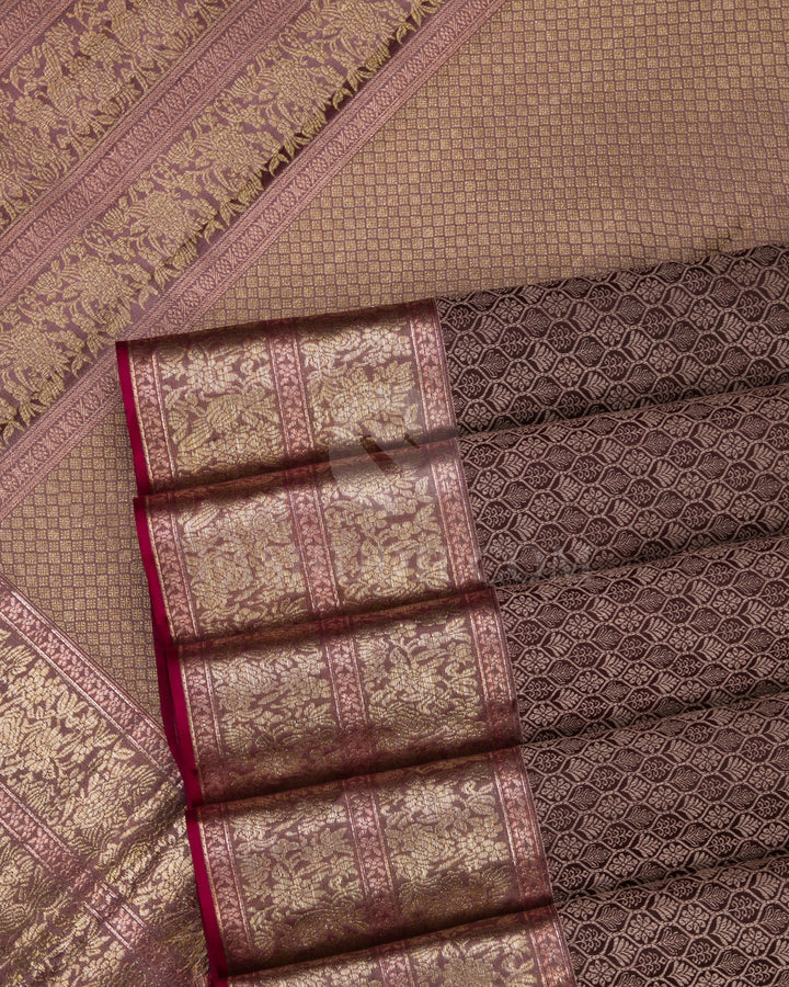 Arecanut Brown Kanjivaram Silk Saree - DT188 - View 4