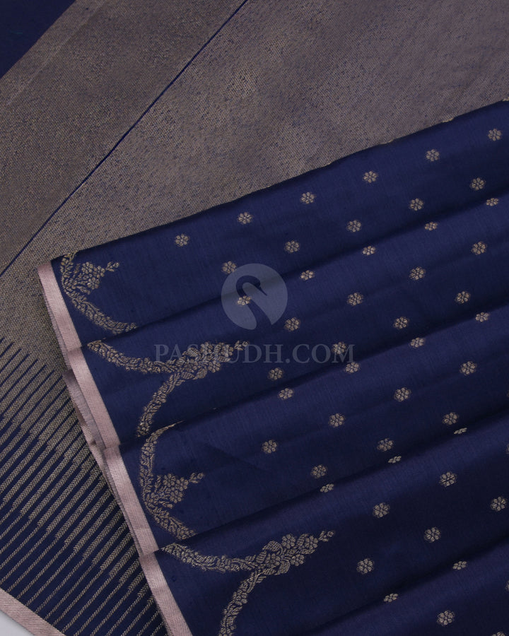 Navy Blue Borderless Kanjivaram Silk Saree - DJ211 - View 3