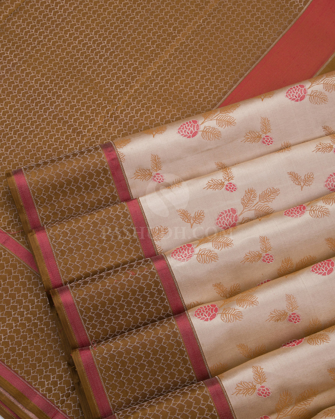 Cream & Dark Gold Kanjivaram Silk Saree - DJ205 - View 4