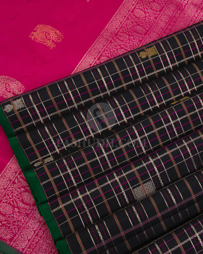 Black & Rani Pink Kanjivaram Silk Saree - S1086(A) - View 4