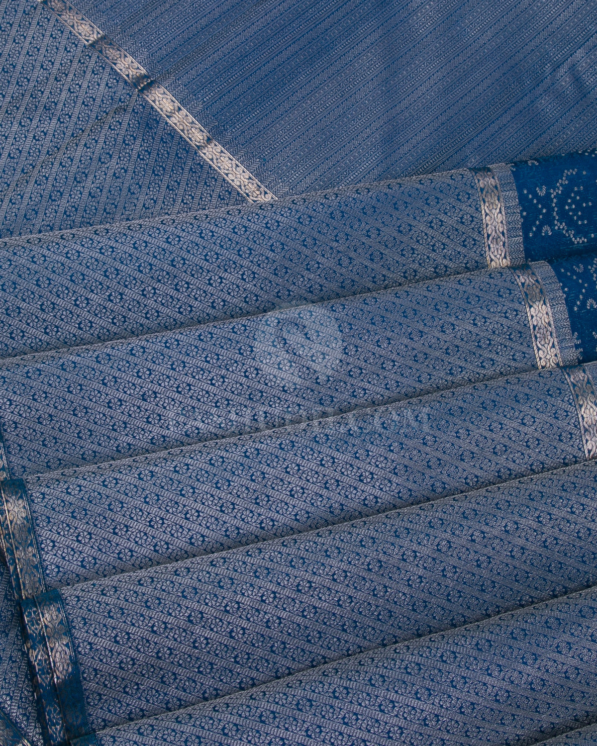 Cobalt Blue Kanjivaram Silk Saree - DT257 - View 3