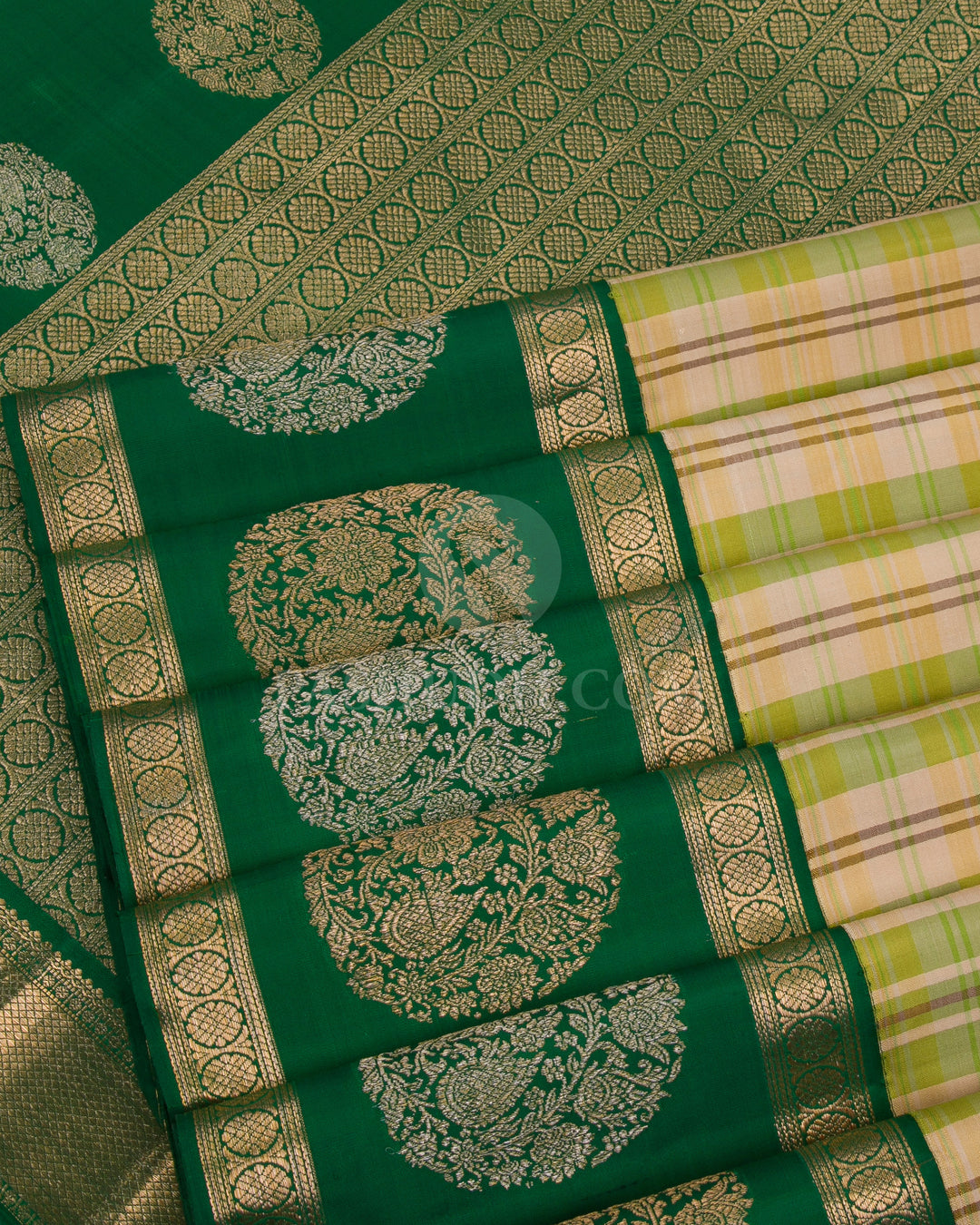 Cream, Green & Dark Green Kanjivaram Silk Saree - S1146(A) - View 4