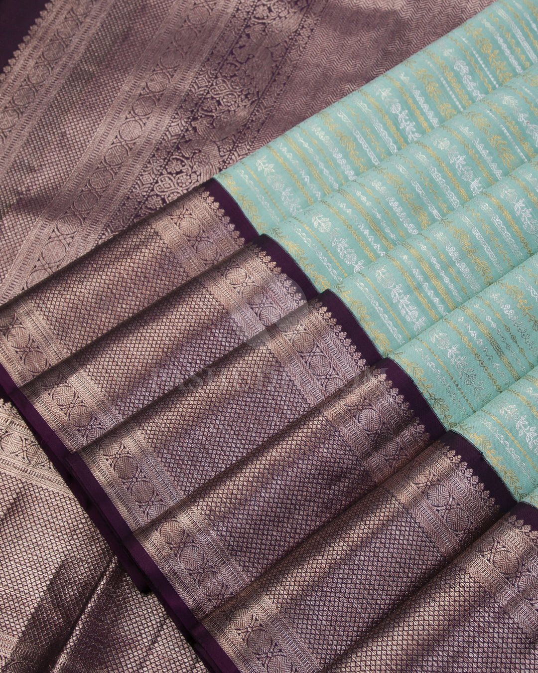Mint Green & Aubergine Kanjivaram Silk Saree - S1016(A) - View 4