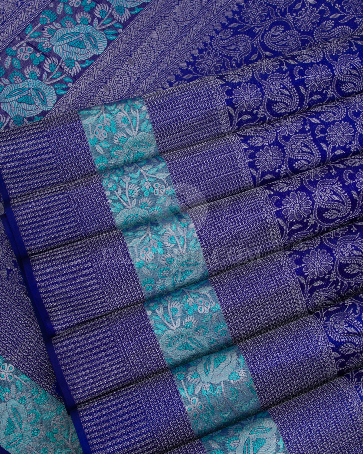 Royal Blue Kanjivaram Silk Saree - DT264(A) - View 3
