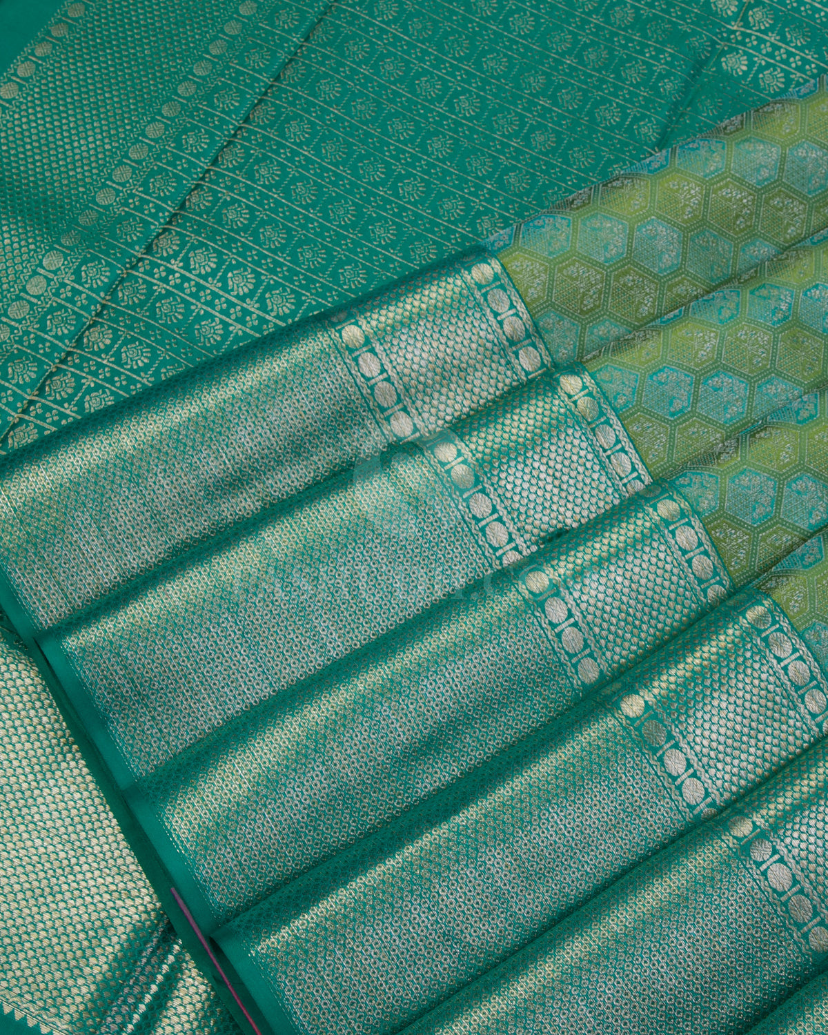 Pear Green and Ananda Blue Kanjivaram Silk Saree -D501(A) - View 3