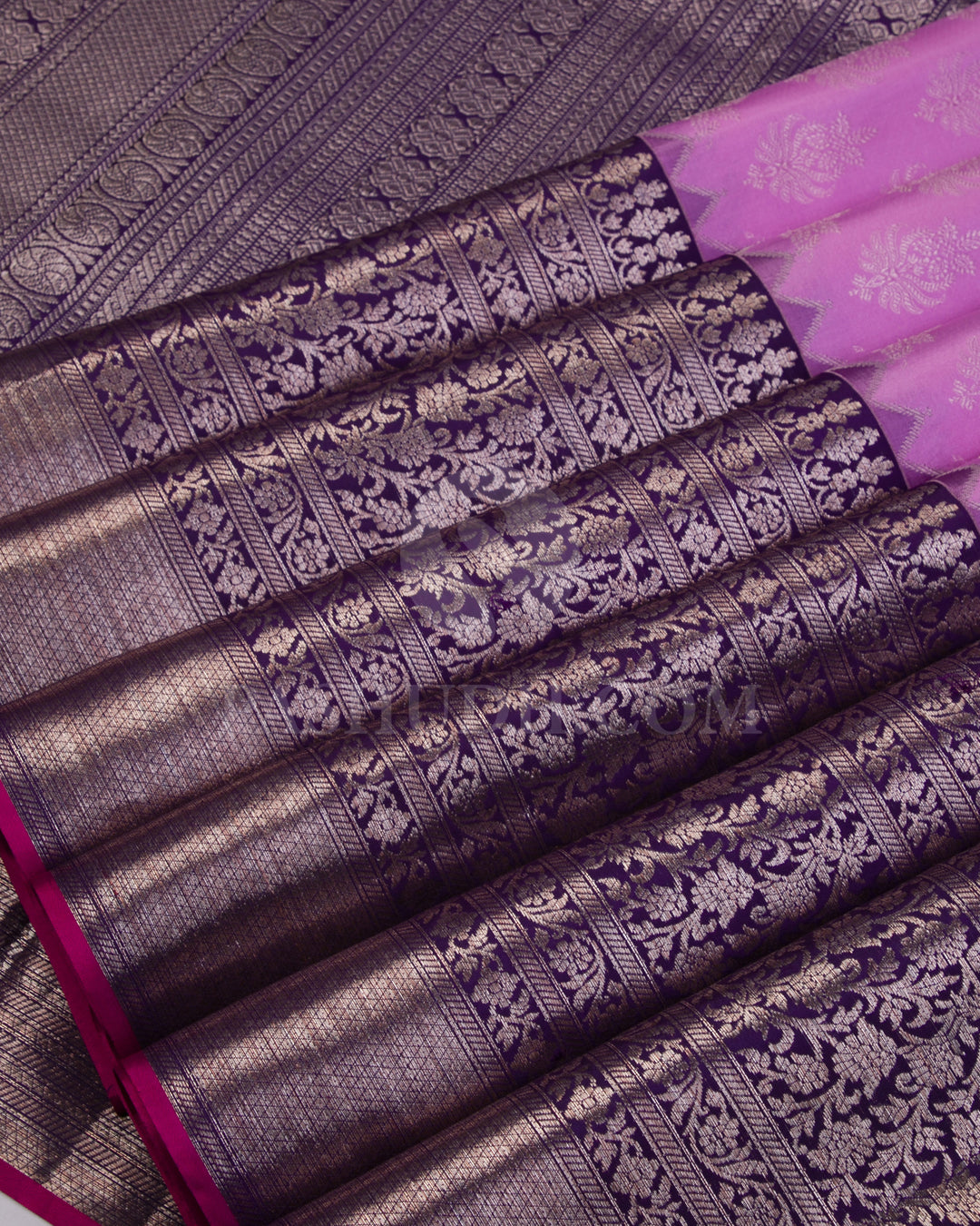 Lilac and Violet Kanjivaram Silk Saree - D498(A) - View 3