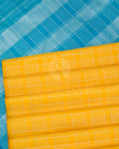 Tuscany Yellow And Anandha Blue Kanjivaram Silk Saree - S1172(A) - View 4