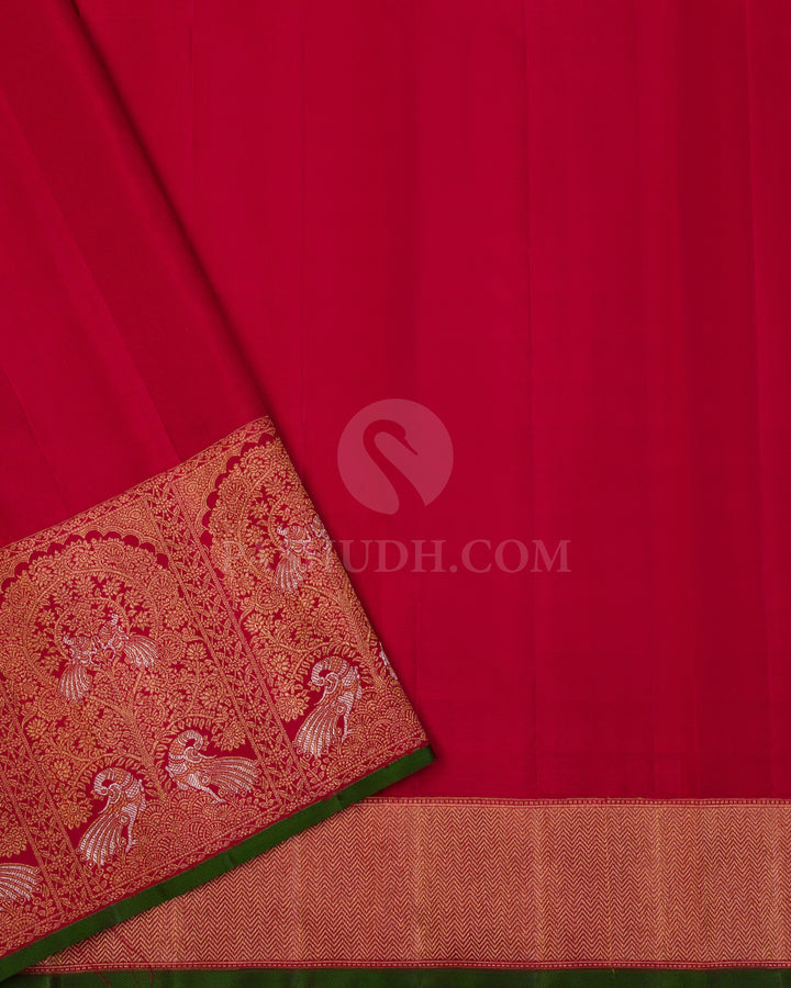 Heather Purple Shot Black & Red Kanjivaram Silk Saree - S1048(A) - View 3