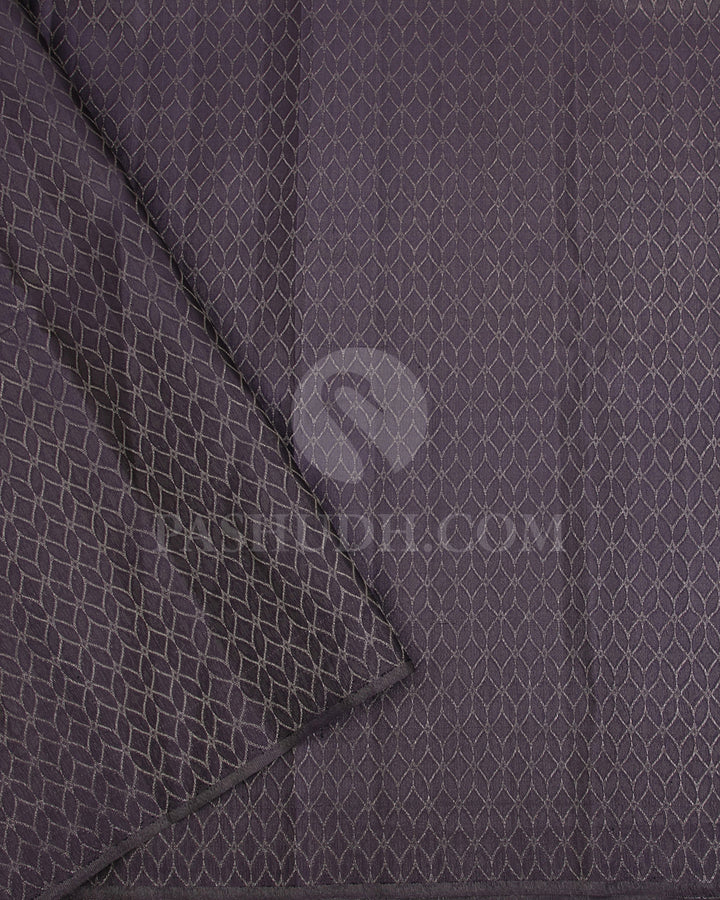 Ivory And Black Kanjivaram Silk Saree - D511(C)