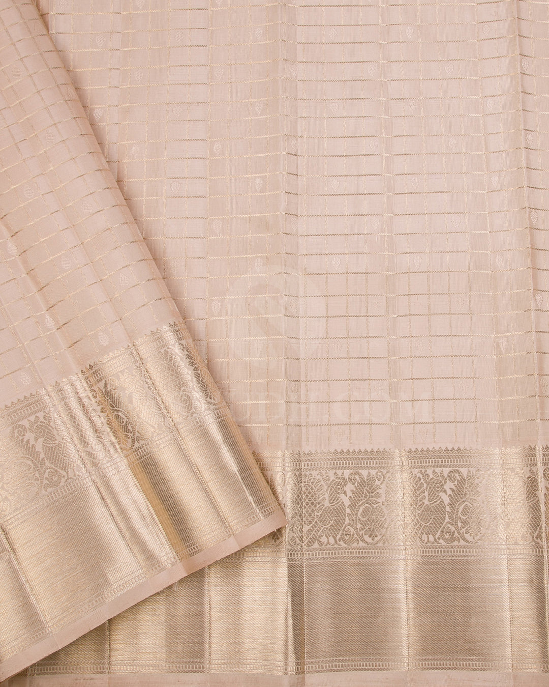 Lavender And Cream Traditional Kanjivaram Silk Sare - SVJ17