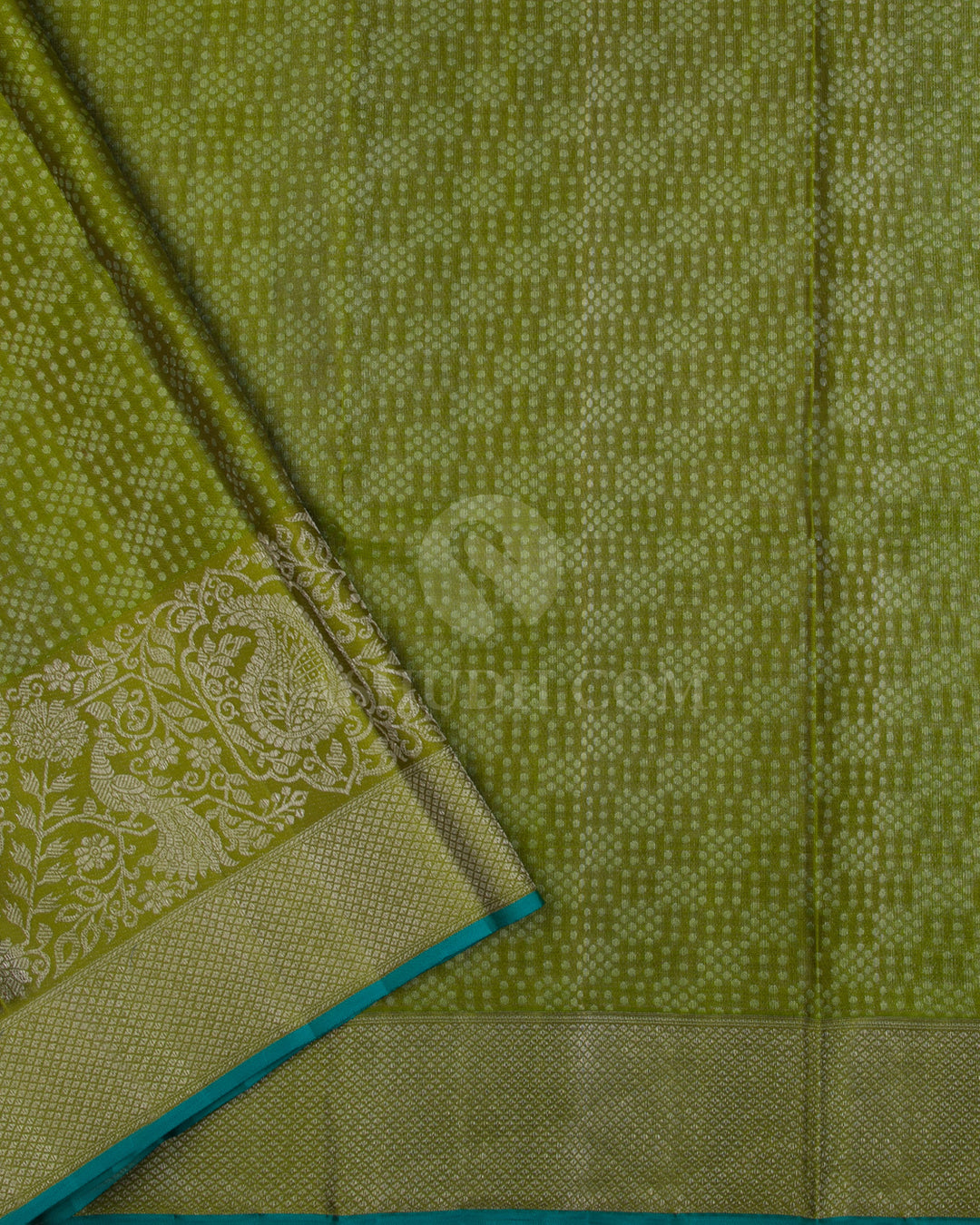 Gold & Pear Green Kanjivaram Silk Saree - DT261(B) - View 2