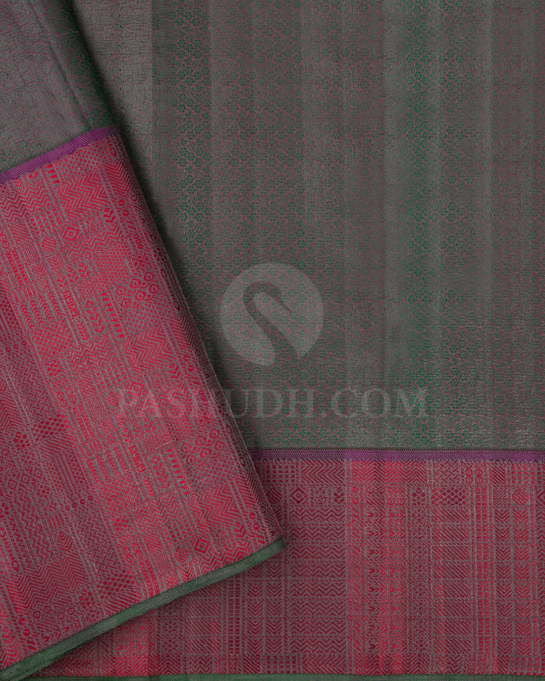 Ivory And Violet Kanjivaram Silk Saree - D582(B)