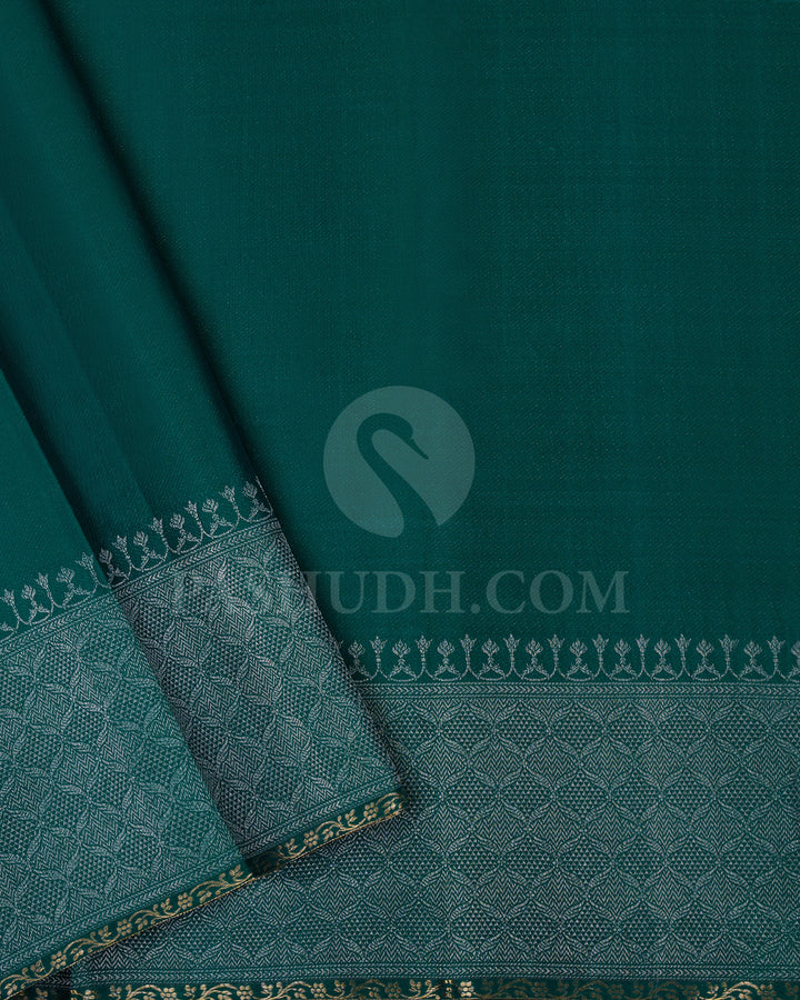 Parrot Green Kanjivaram Silk Saree - DT298(A)