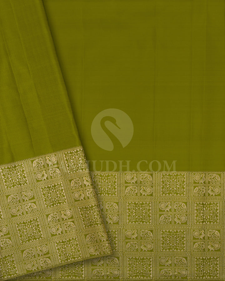 Peach And Light Green Kanjivaram Silk Saree - S1423(A)
