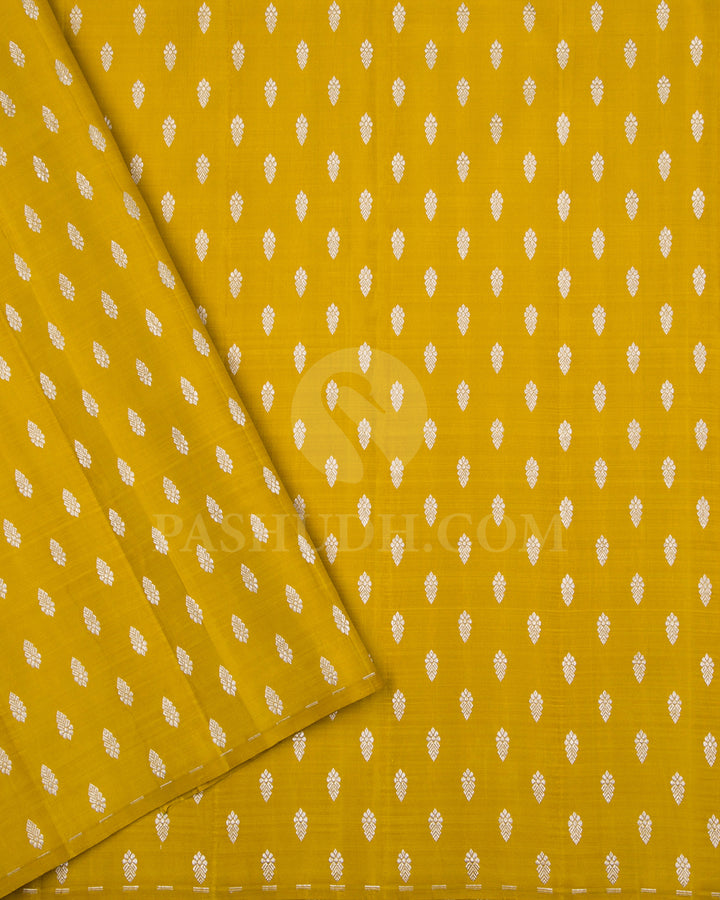 Grey And Mustard borderless Traditional Kanjivaram Silk Saree - SVJ80