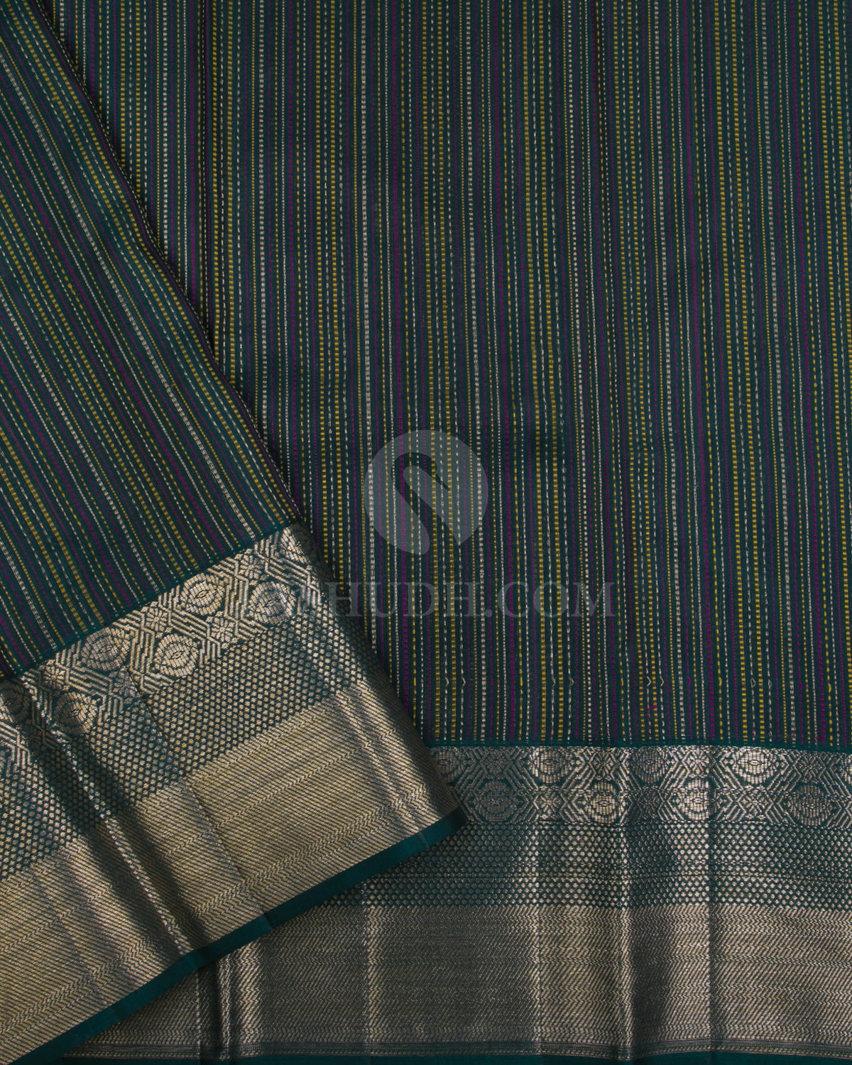 Bottle Green Organza Kanjivaram Silk Saree - DJ301(A) - View 2