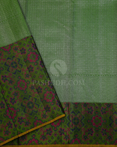 Violet and Olive Green Kanjivaram Silk Saree - D479