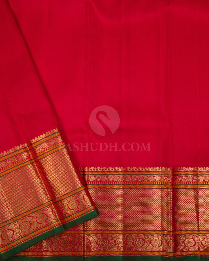 Ivory & Red Kanjivaram Silk Saree - S1085(A) - View 3