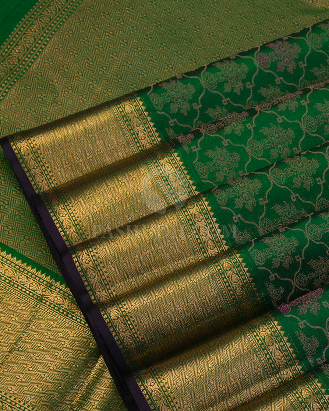 Forest Green Kanjivaram Silk Saree - DJ272(A) - View 4