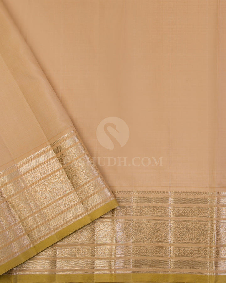 Red & Beige Kanjivaram Silk Saree - S909 - View 4