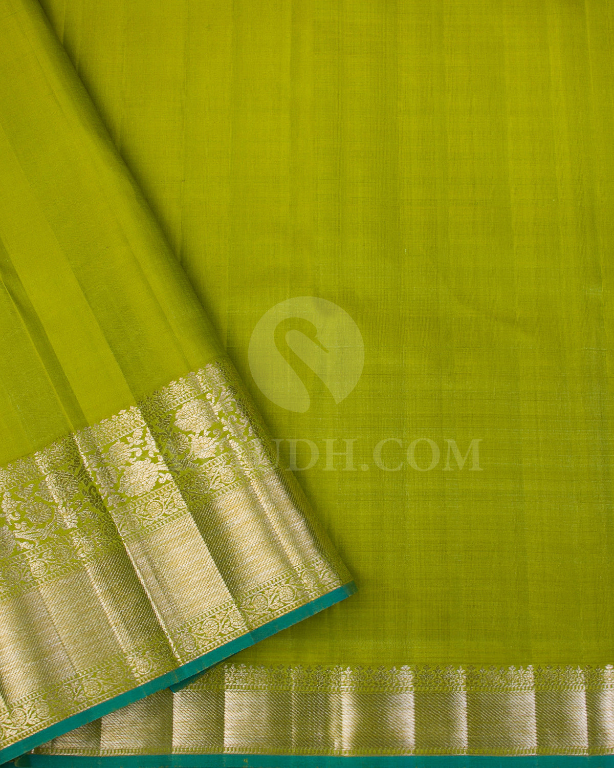 Dark Purple And Parrot Green Kanjivaram Silk Saree - S1197(A) - View 3