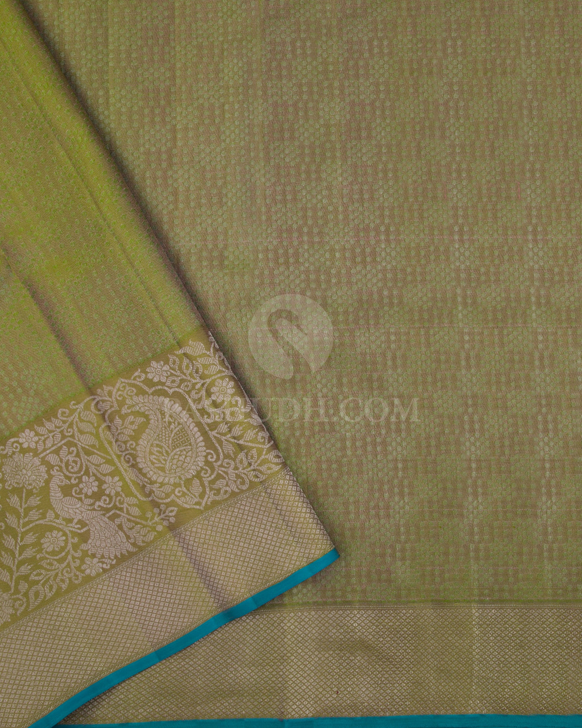 Baby Pink & Pear Green Kanjivaram Silk Saree - DT261(.B) - View 3