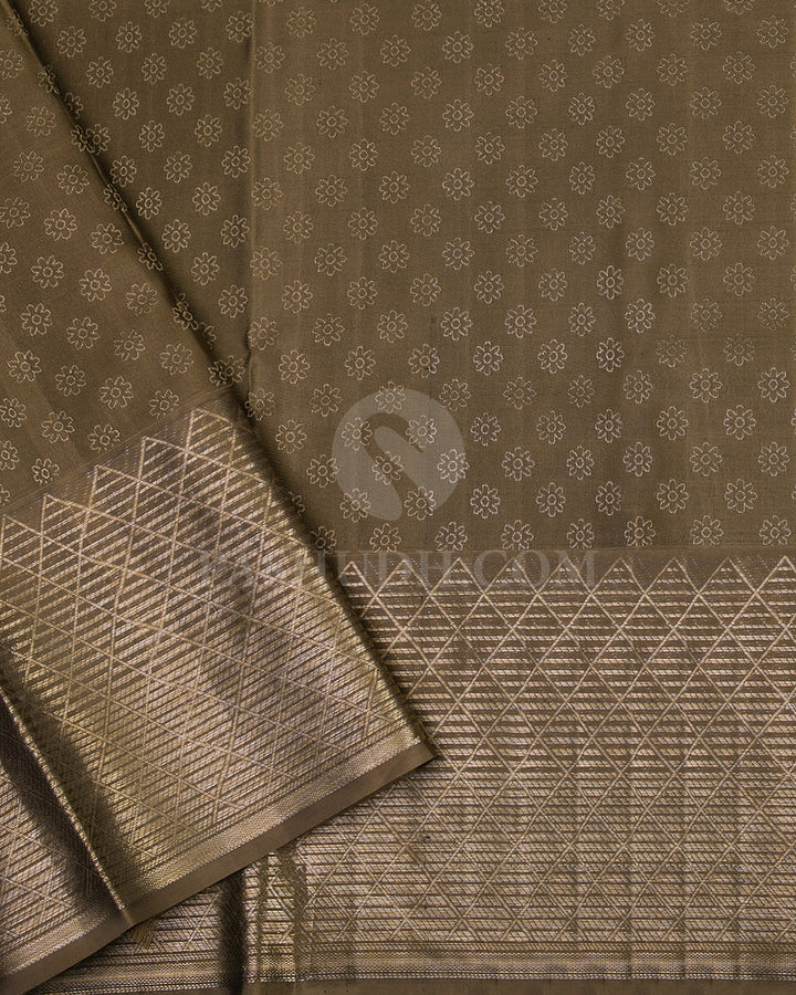 Shades of Green and Khaki Kanjivaram Silk Saree - DT183 - View 3