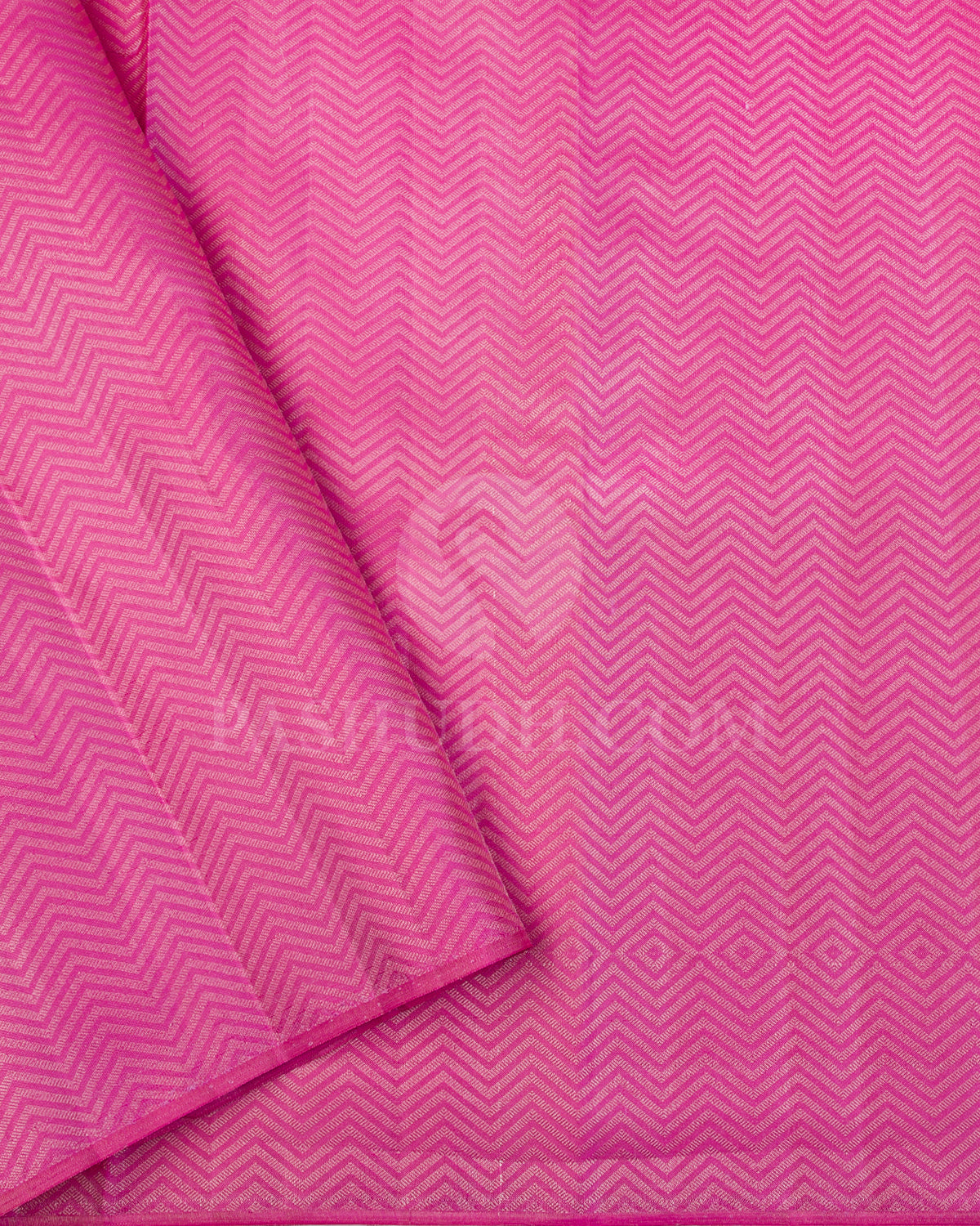 Red Kanjivaram Silk Saree - D521(E) - View 2