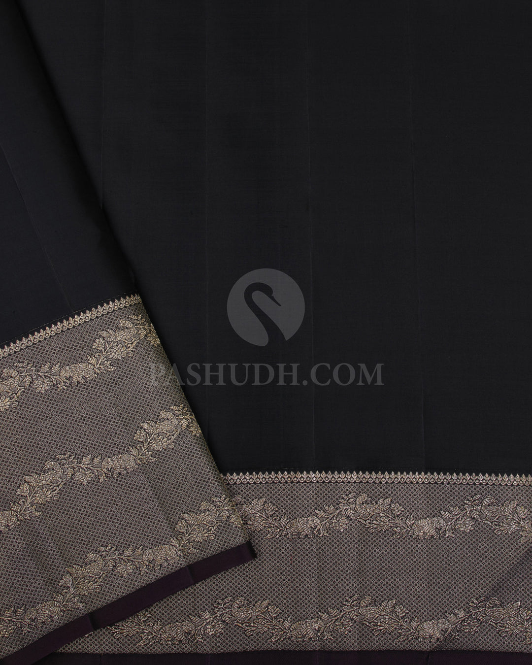 Mehandi Green And Black Kanjivaram Silk Saree - S1147(A) - View 3