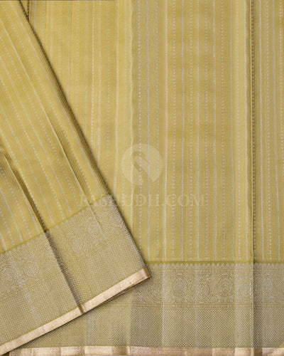 Pure Green & Olive Green Kanjivaram Silk Saree - D500(B) - View 2