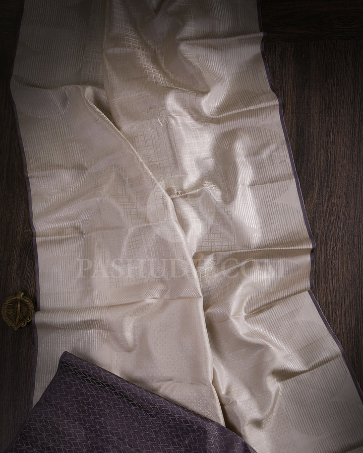 Ivory And Black Kanjivaram Silk Saree - D511(C)