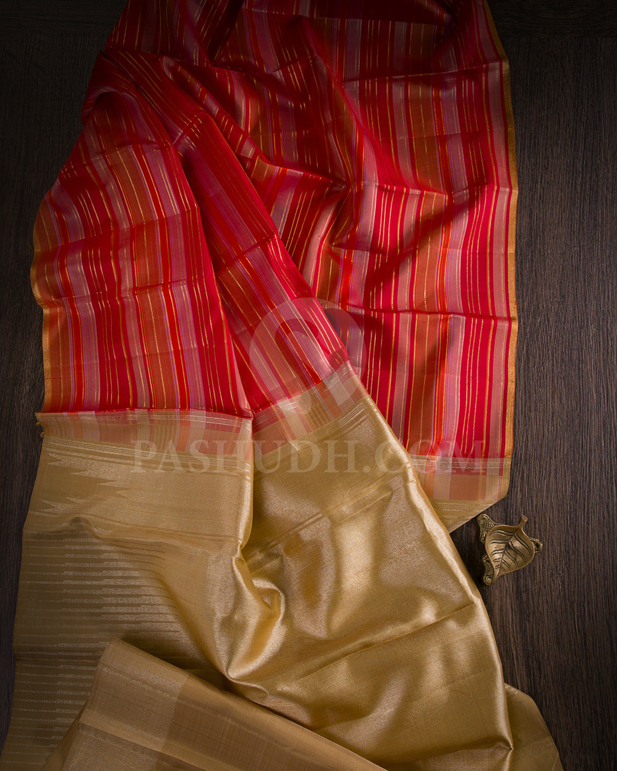 Shades of Red And Beige Borderless Kanjivaram Silk Saree - S1199(A)