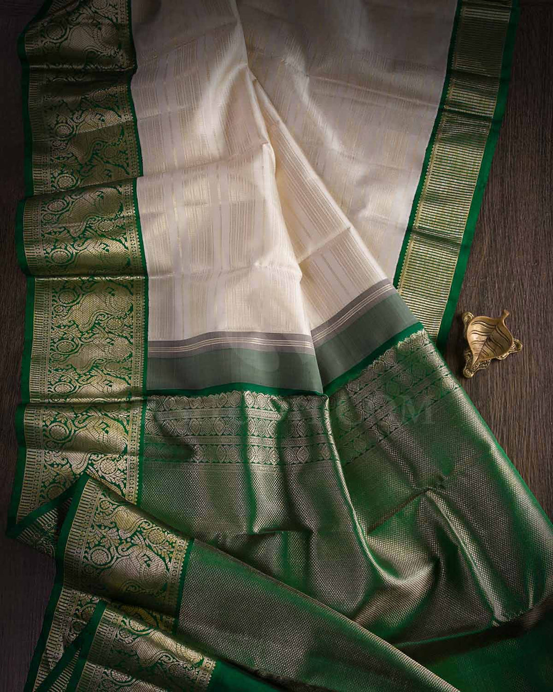 Ivory And Green Kanjivaram Silk Saree - S1222(B)