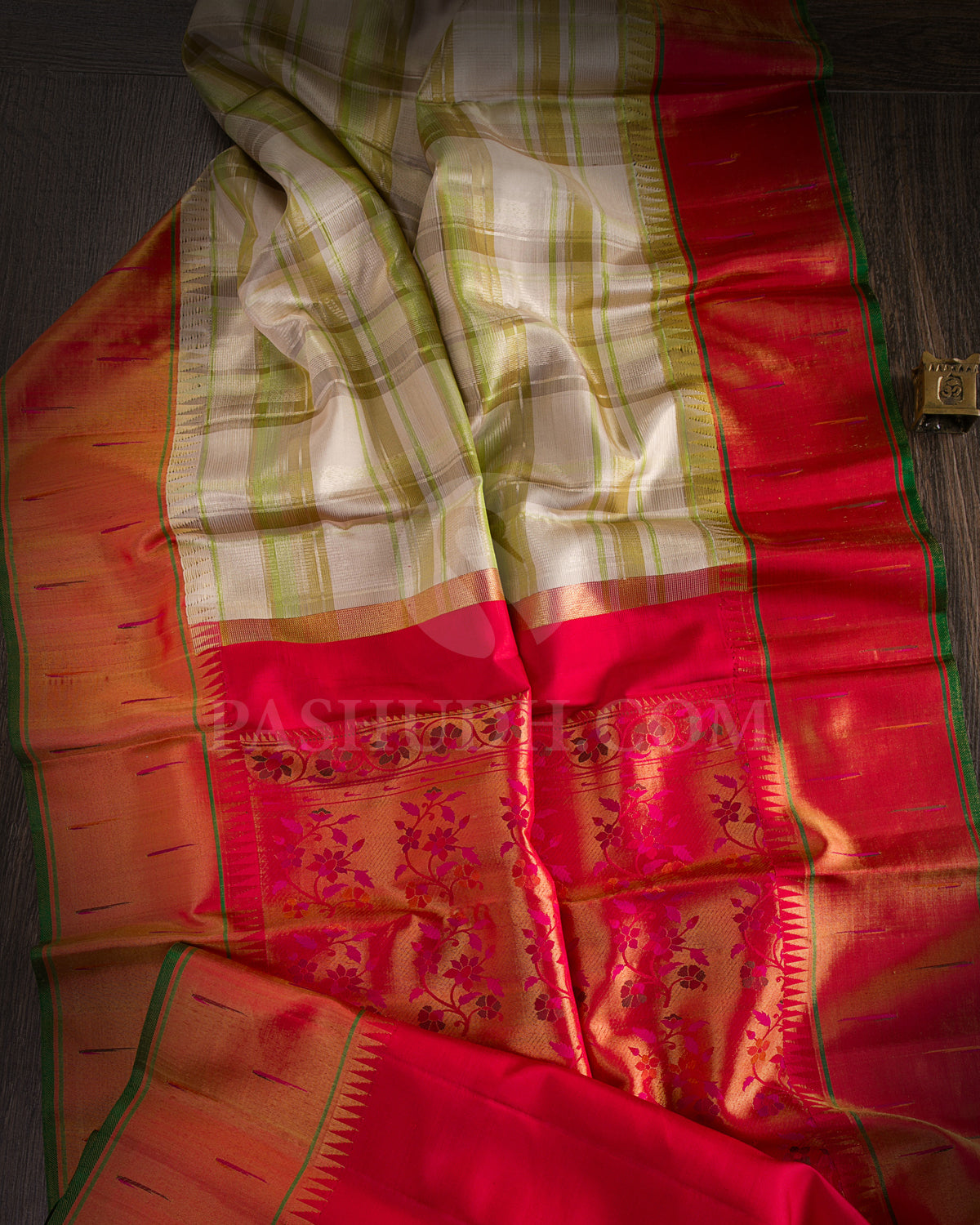 Grey , Green and Red Kanjivaram Silk Saree - P143(C)