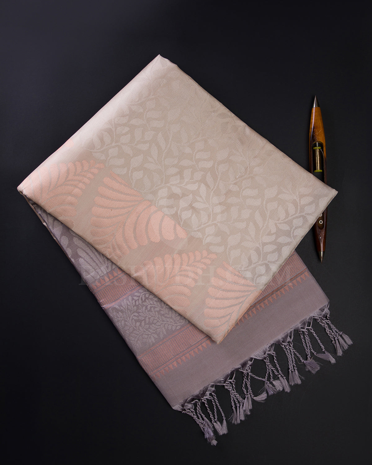 Cream And Mauve Soft Silk Saree - C6