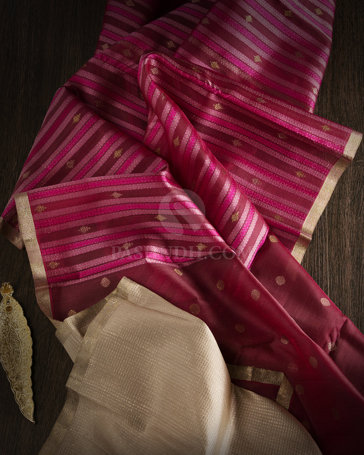 Shades of Pink and Mauve Organza Weave Zari Kanjivaram Silk Saree - S713- View 2