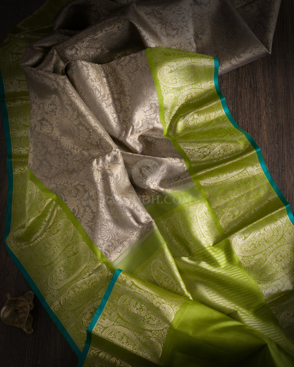 Grey and Mehendi Green Pure Zari Kanjivaram Silk Saree - S738 - View 2