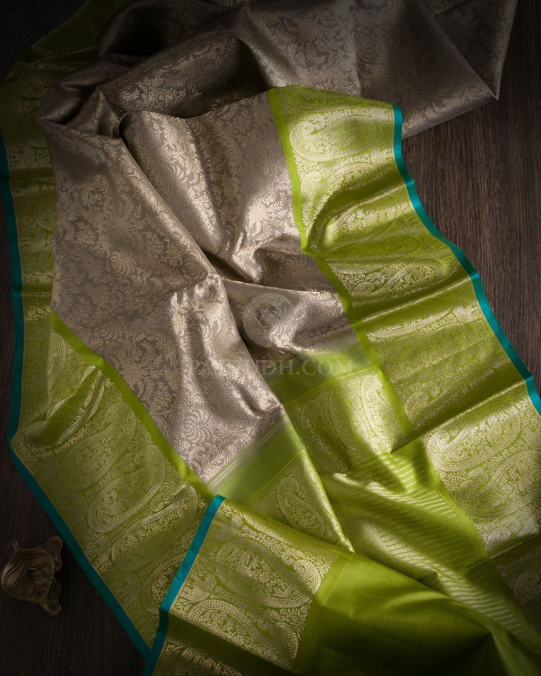 Grey and Mehendi Green Pure Zari Kanjivaram Silk Saree - S738 - View 2