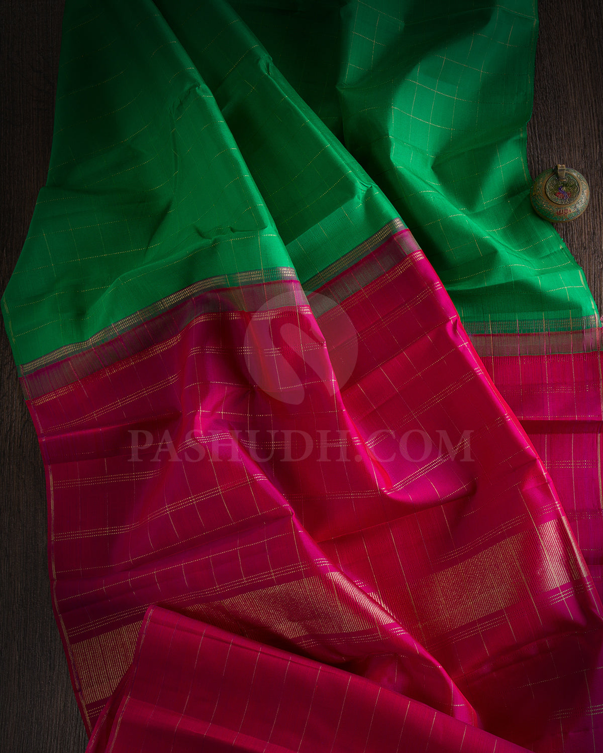 Parrot Green And Rani Pink Borderless Traditional Kanjivaram Silk Saree - K20