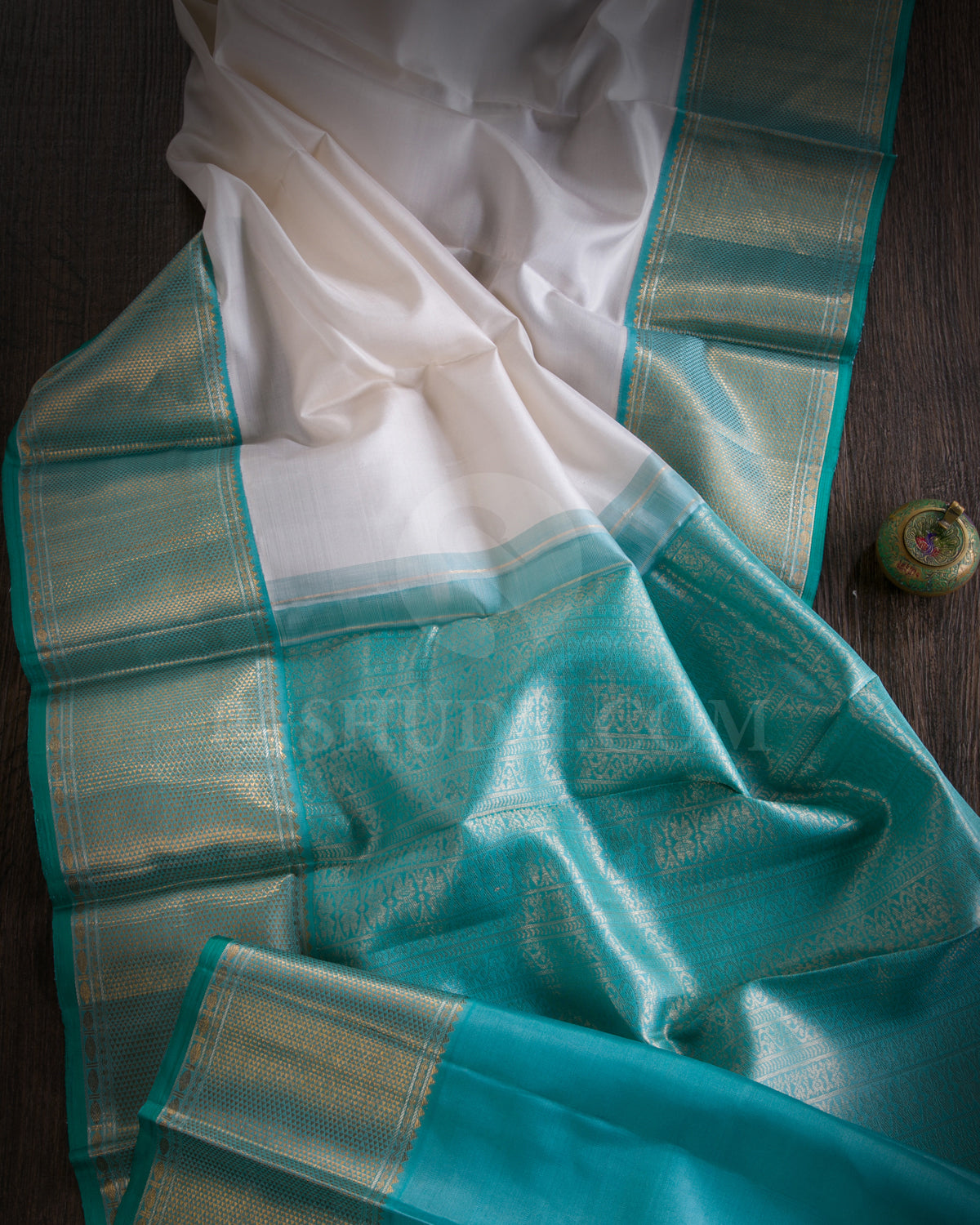 Off White And Teal Blue Kanjivaram Silk Saree - S1297(A)