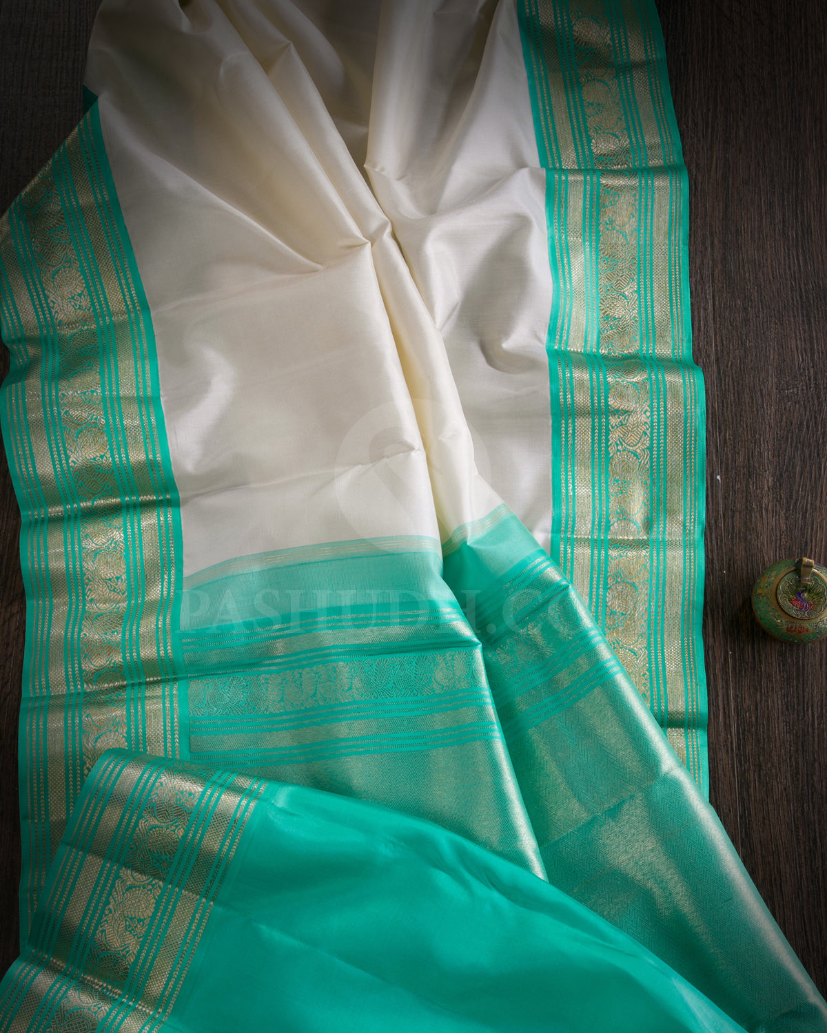 Cream And Sea Green Kanjivaram Silk Saree - S1296(A)